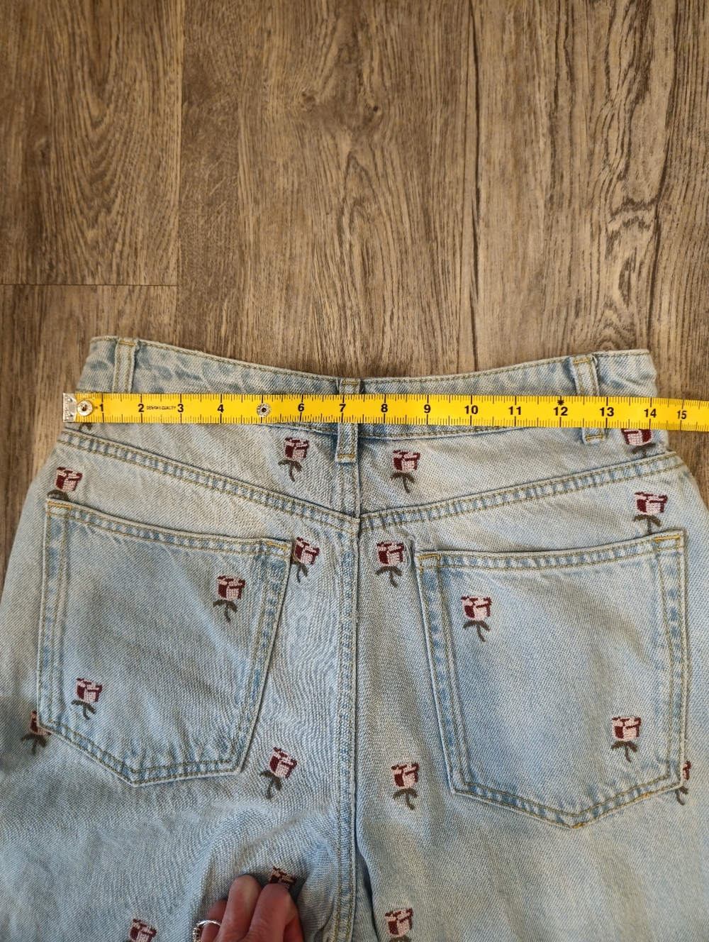 Farm Rio Embroidered Rose Wide Leg Jeans Size 28 Floral Denim High Rise - Picture 5 of 11